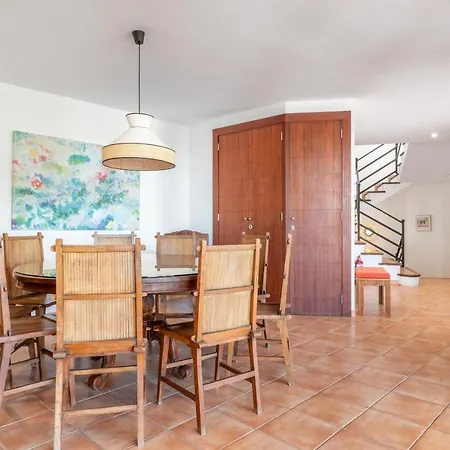 Es Canto Villa